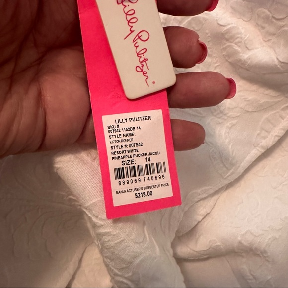 🩷SOLD🩷Lilly Pulitzer Kipton Romper - Picture 2 of 2